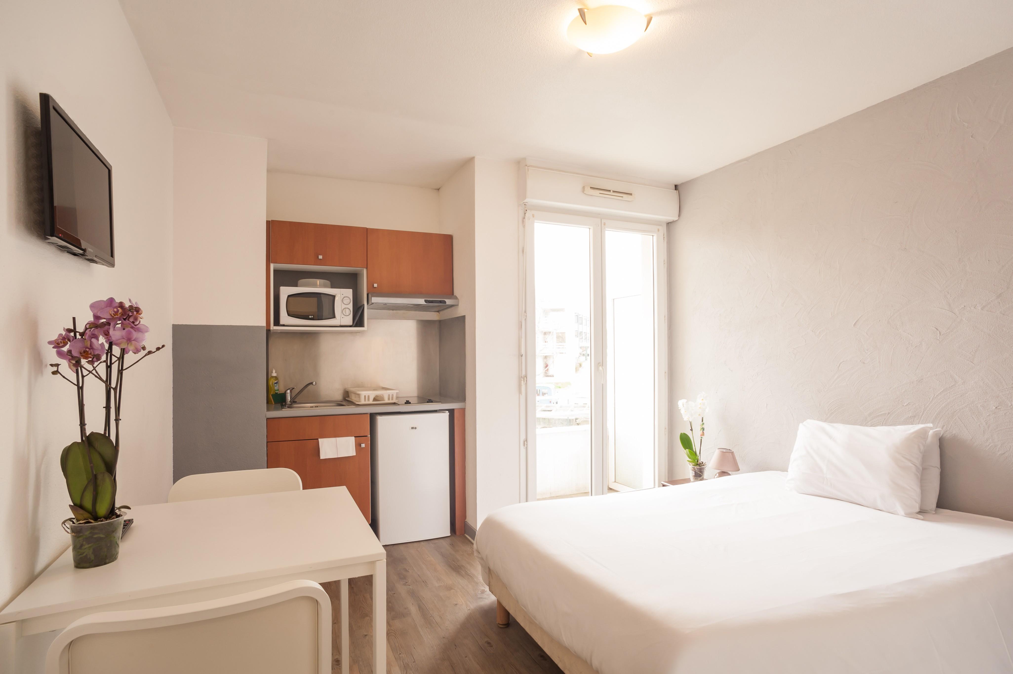 ซิตี้ เรสซิเดนซ์ เชล Aparthotel แชลเลส์ ภายนอก รูปภาพ