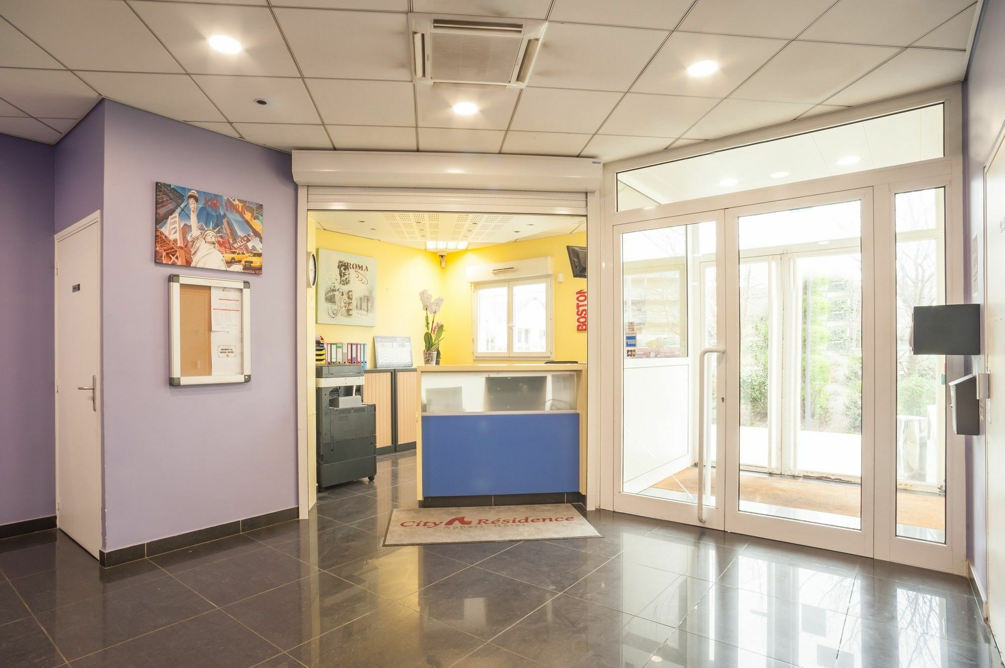 ซิตี้ เรสซิเดนซ์ เชล Aparthotel แชลเลส์ ภายนอก รูปภาพ